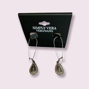 NWOT - simply vera verawang earrings